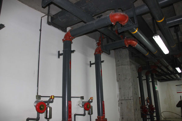 水泵房管(guan)道安裝